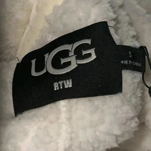 UGG ANNONA SHERPA TRAVEL CARDIGAN - Picture 5 of 5